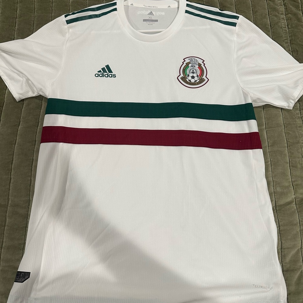 México 2018 away Jersey